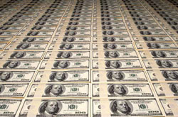 В 2012 году США задолжает более 17,5 триллионов долларов!