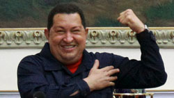 Уго Чавес: живее всех живых