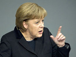 Меркель: в Украине пахнет диктатурой