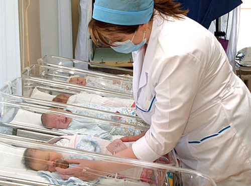 Рождаемость в январе 2013 года в России выросла на 10,5%