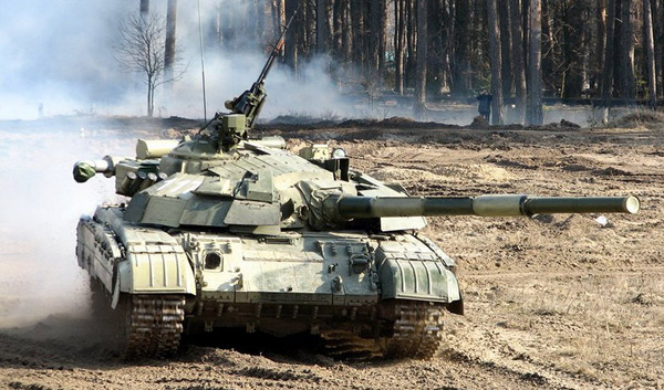 НАТО просит Украину избавиться от 2000 танков
