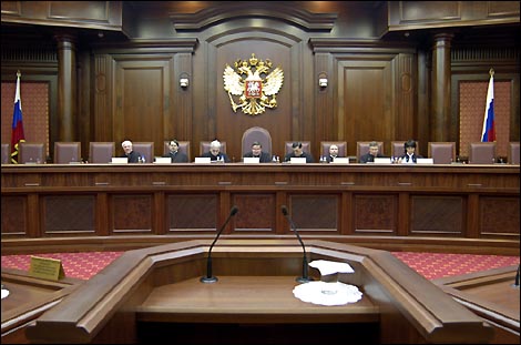 Российский - значит главный: Конституционный суд РФ постановил, что его решения важнее ЕСПЧ