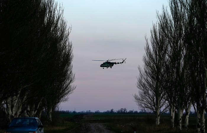 Ополченцы сбили военный вертолет МИ-8 под Славянском