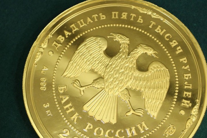 Россия введет золотой рубль. Америка похоже доигралась