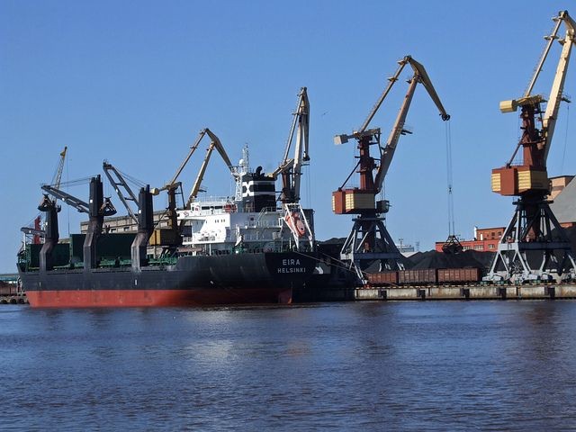 Порт Вентспилс: российские грузы заменить нечем