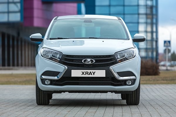 ǻ    Lada Xray