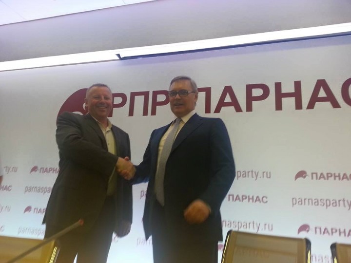 «Координатор дальнобойщиков», он же провокатор-майдаун, друг Навального и кандидат от ПАРНАСа