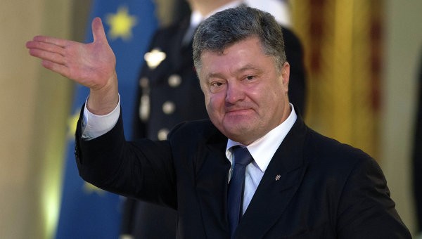 Порошенко заявил, что получил заверения о продлении санкций против РФ