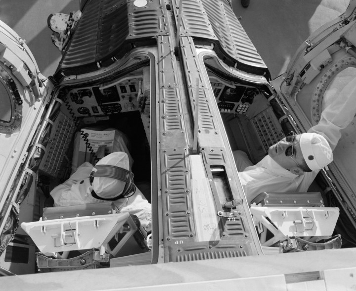 Поддельно-бодрые астронавты НАСА