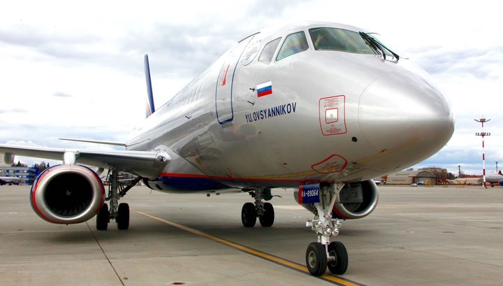     SSJ100