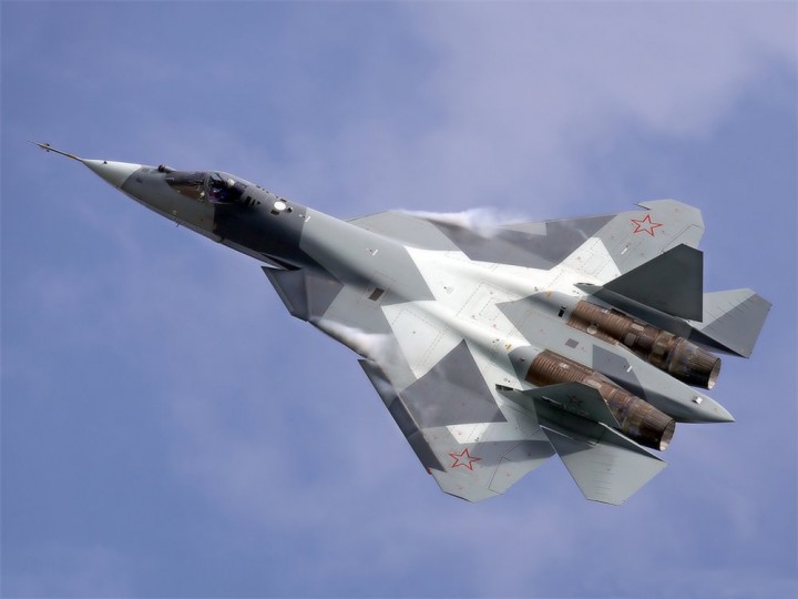 Сюрприз: Россия начала «обкатку» в небе над Крымом новейшего истребителя Т-50