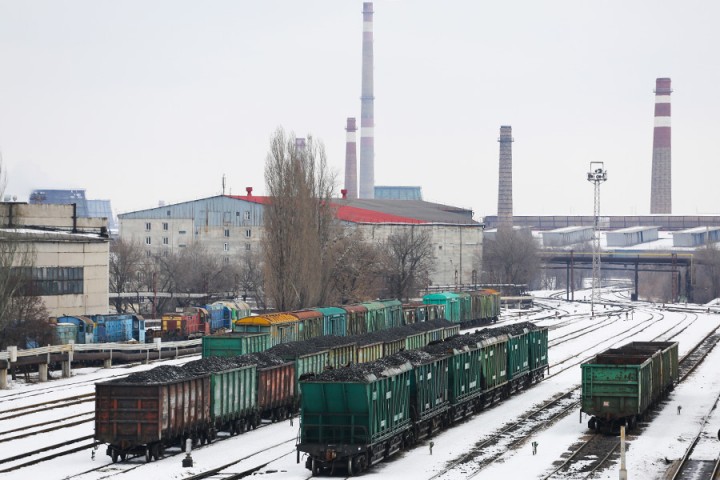 Россия спасает Донбасс углем