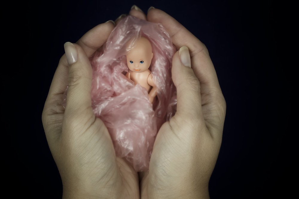 По абортам ударят из СМИ и соцсетей