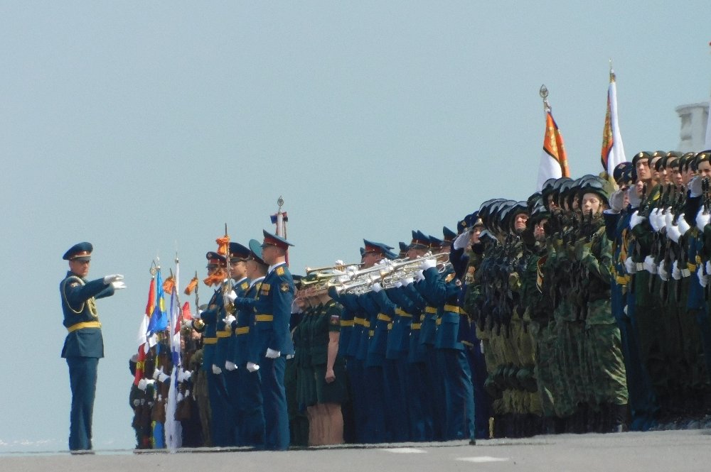 Парад Победы и Бессмертный Полк в Нижнем Новгороде
