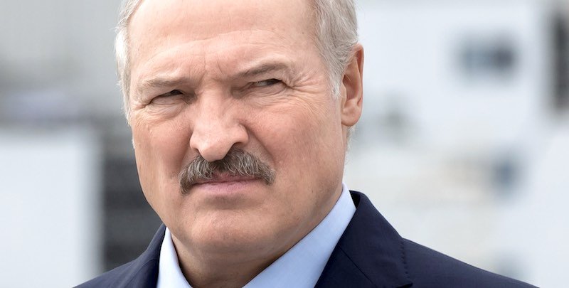 «Не может себя контролировать»: подробности о Лукашенко