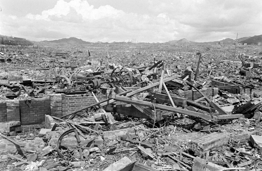 Миру пора осудить США за Хиросиму и Нагасаки