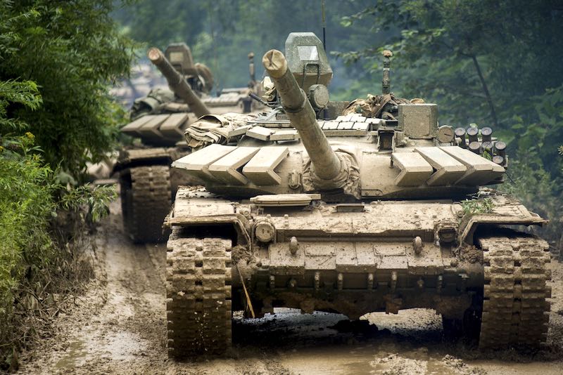 Китайские военные: 84 км/ч российского танка Т-72 – это скорость победы на «АрМИ-2019»