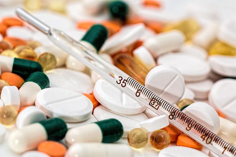 Новый скандал с опиоидами в США: как американцев делают наркоманами