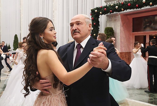 Мария Василевич, спутница Лукашенко, идёт в депутаты