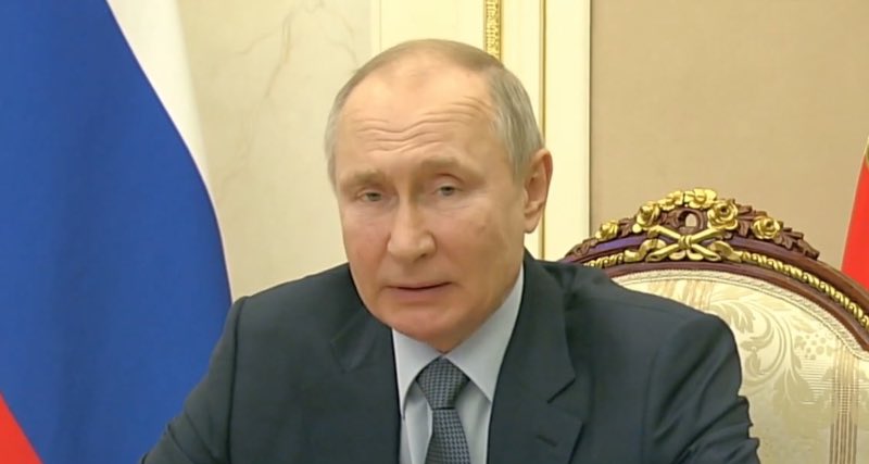 Владимир Путин: Украину превращают в «антипод» России