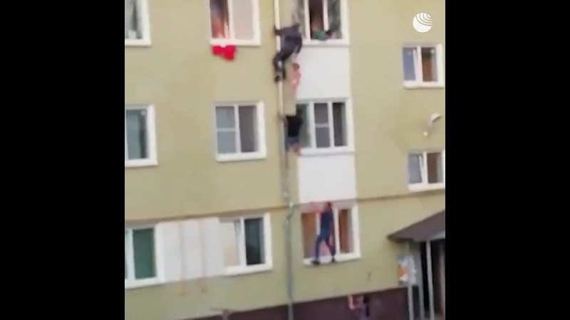 В Костроме соседи спасли троих детей из горящей квартиры
