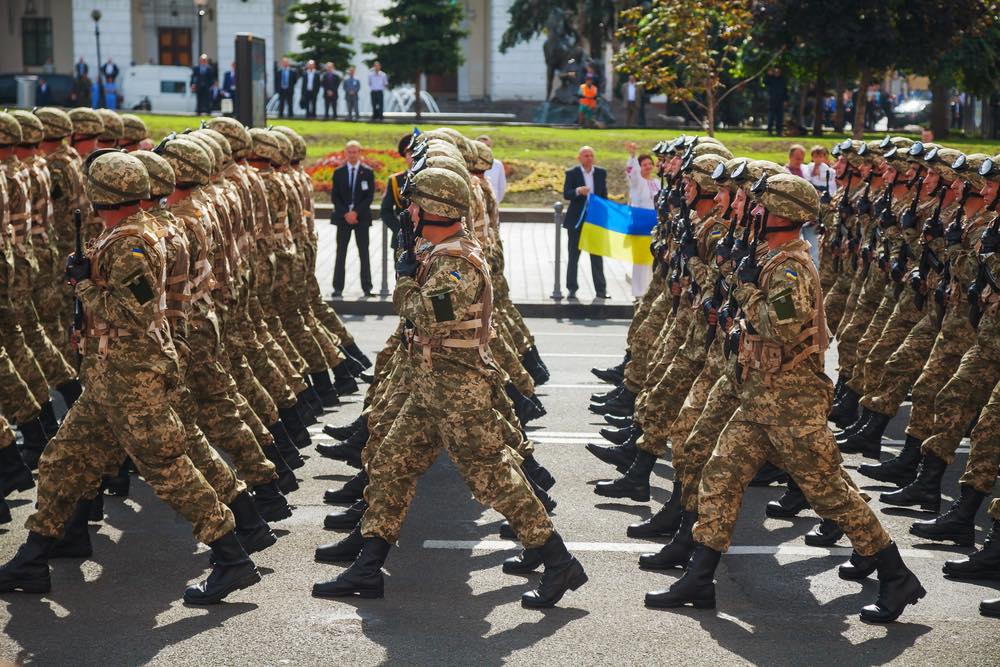 На Украине заявили, что армия может взять Донецк и Луганск при наличии такого приказа