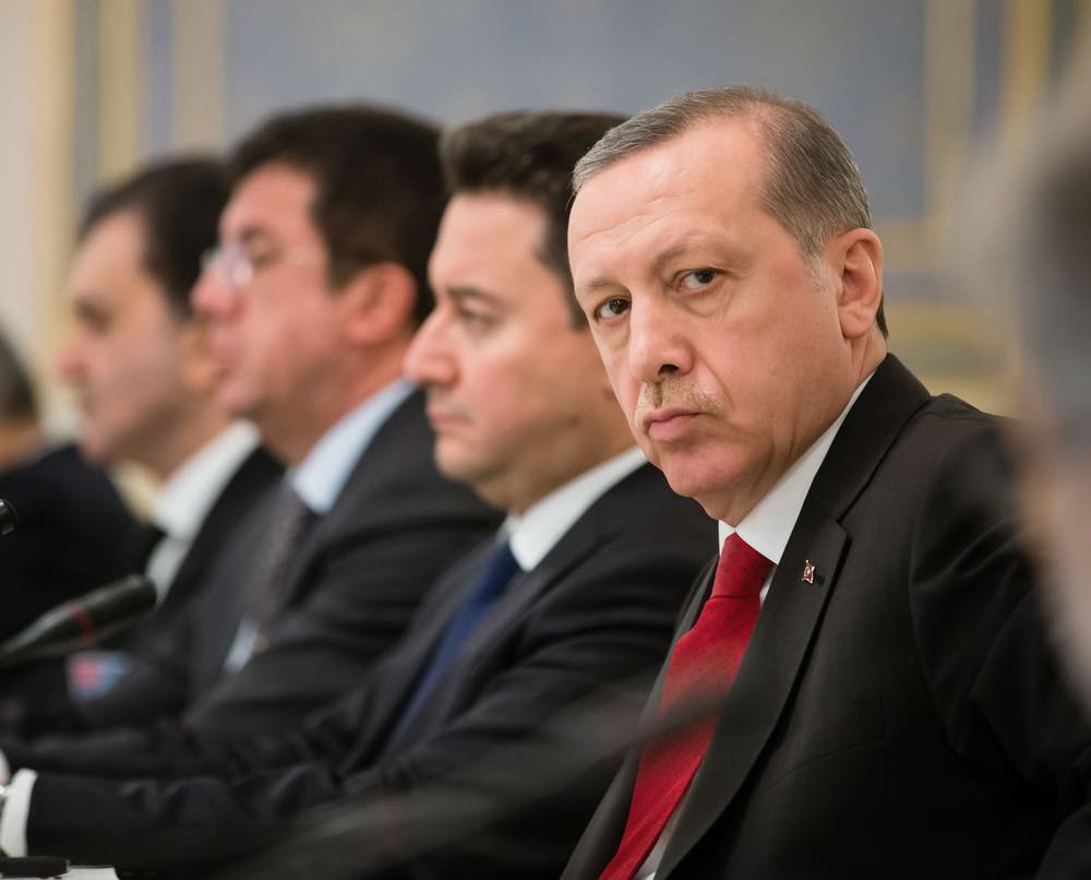 Эрдоган не стал высылать иностранных послов