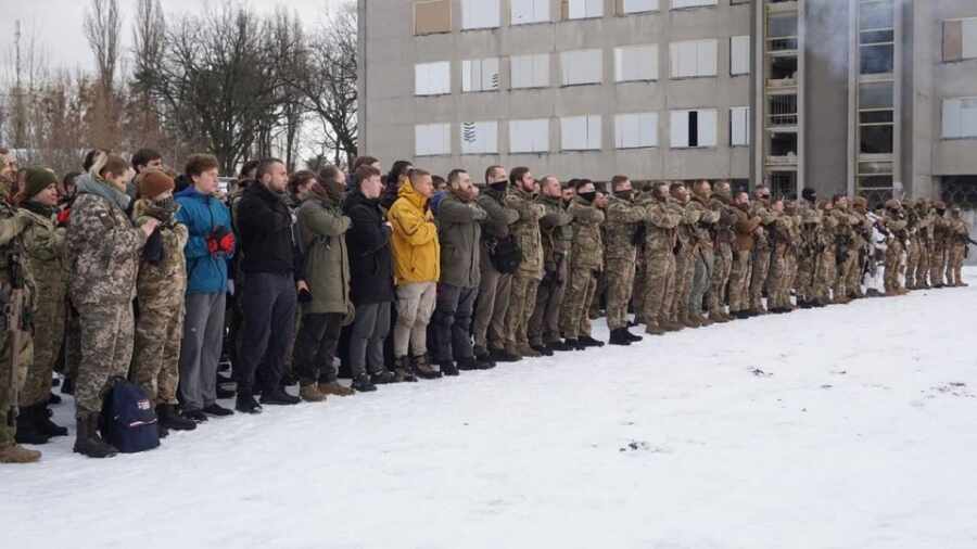 В Киеве националисты провели масштабное обучение по подготовке населения к войне