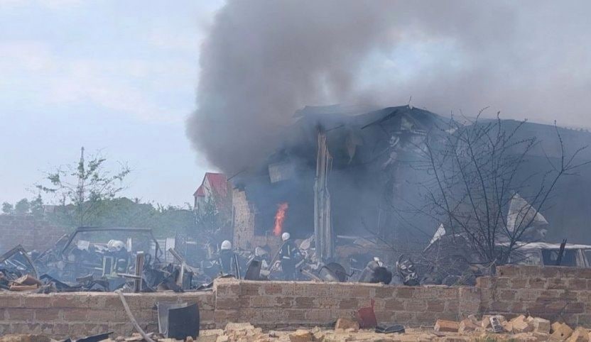 Кадры уничтоженного в Николаеве склада с боеприпасами ВСУ