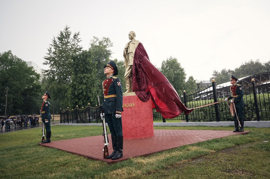 Памятник Феликсу Дзержинскому открыли в Балашихе