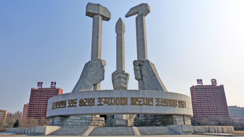 Северная Корея направит рабочих восстанавливать Донбасс