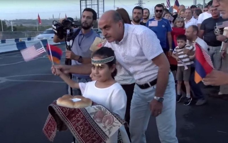 «Лучше бы армяне попытались навести порядок у себя в стране»