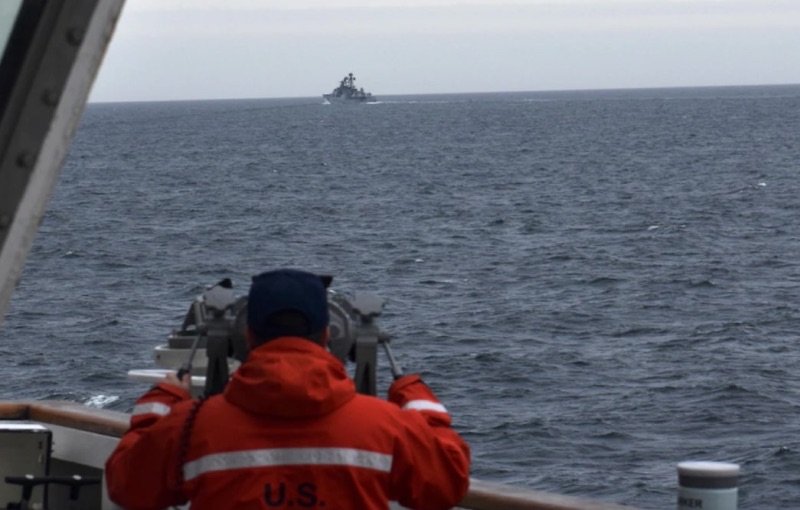 🇷🇺🇨🇳 Военные корабли России и Китая обнаружены у Аляски