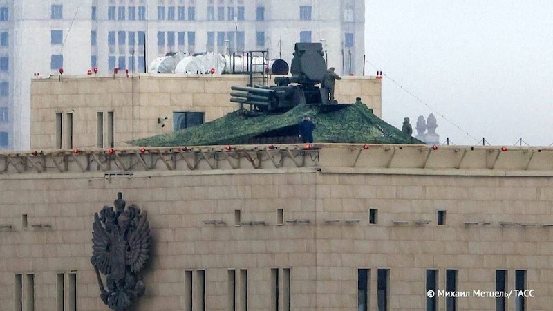 ЗРПК «Панцирь» на крыше здания Минобороны в Москве