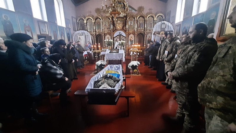 Сетевые похороны становятся обыденностью для Украины