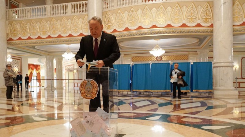 Парламент Казахстана стал еще более русофобским и националистическим