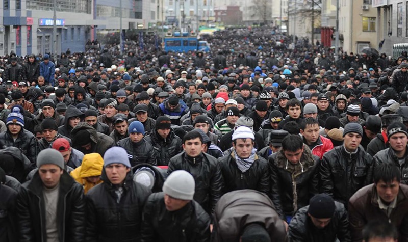 В России начинают вводить ограничительные меры для нелегальных мигрантов