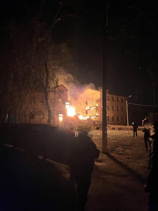 Удар по школе в оккупированном Славянске