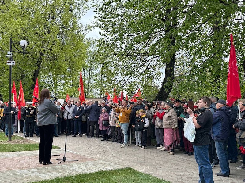 В центре Можайска открыли памятник Сталину В центре Можайска открыли памятник Сталину