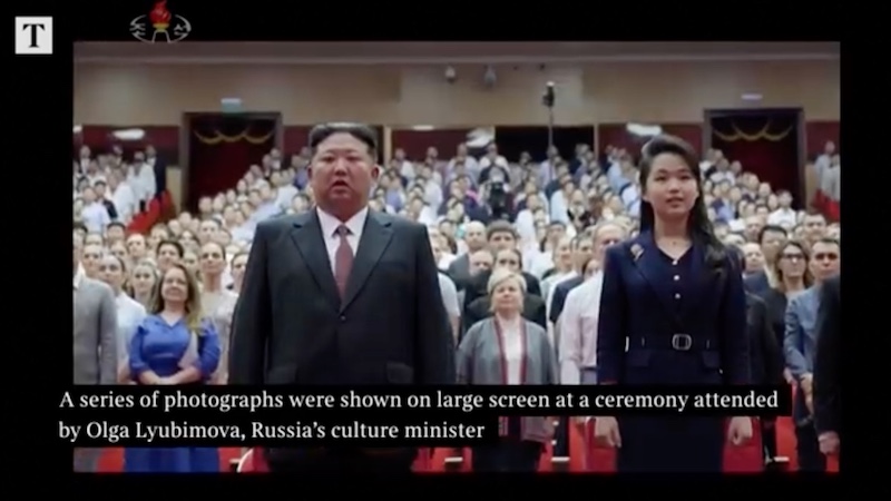 Ким встретил своих погибших в Курской области спецов 🇰🇵🫡 Ким встретил своих погибших в Курской области спецов 🇰🇵🫡