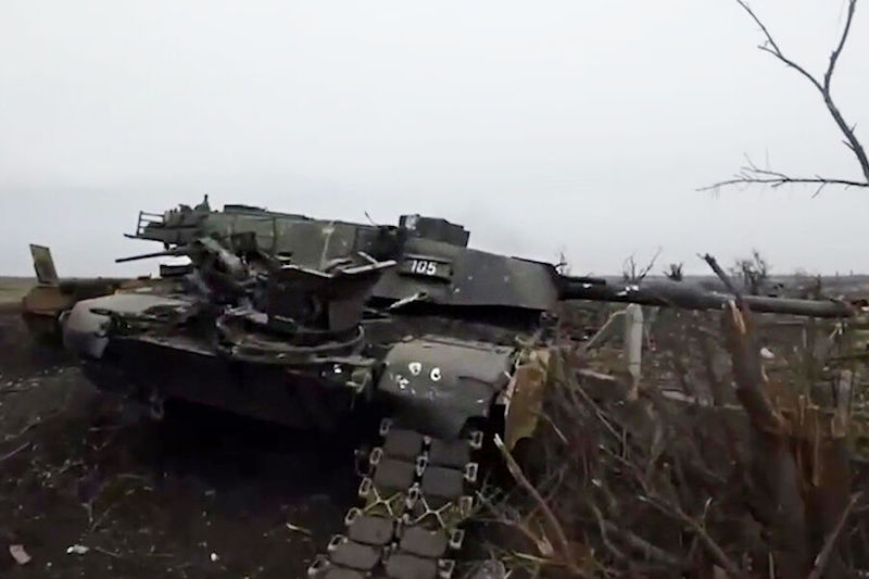 Австралия отправляет на Украину 49 списанных танков Abrams Австралия отправляет на Украину 49 списанных танков Abrams