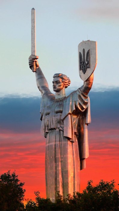С Днём флага России! С Днём флага России!