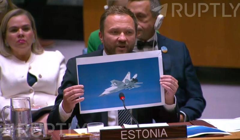 Эстония доказывает российское вторжение при помощи распечатанных на принтере фотографий
