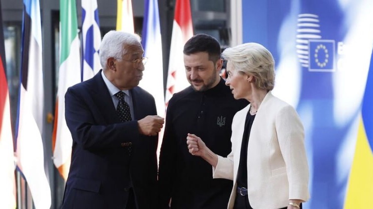 Испанцы высмеяли Брюссель за новые санкции