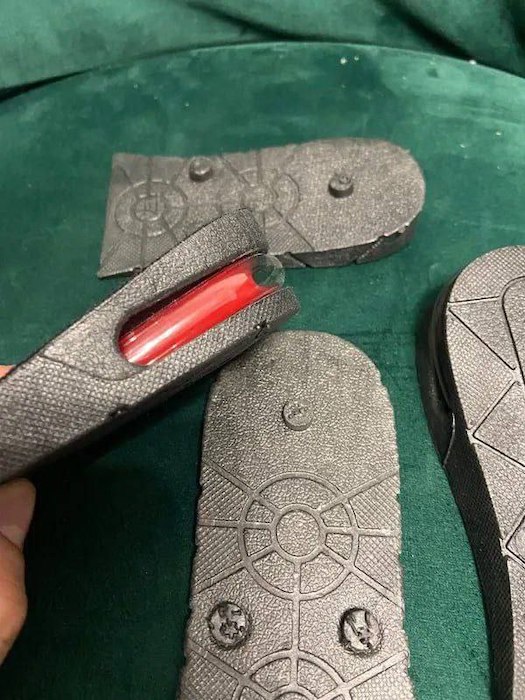 Новый тренд в России: мужчины массово скупают стельки для увеличения роста Новый тренд в России: мужчины массово скупают стельки для увеличения роста