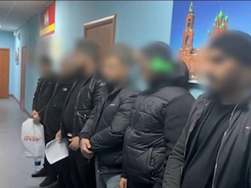 ФСБ задержала этническую ОПГ за хищение выплат у бойцов СВО ФСБ задержала этническую ОПГ за хищение выплат у бойцов СВО