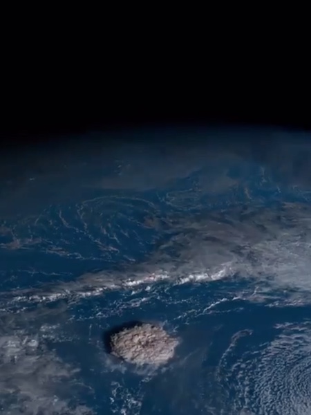 Крупнейшее вулканическое извержение, когда-либо зафиксированное из космоса