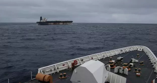 Экипаж нефтетанкера Marinera оказался в основном украинским