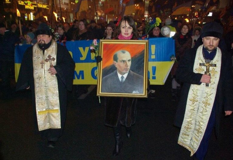 О любви католической церкви к украинскому нацизму