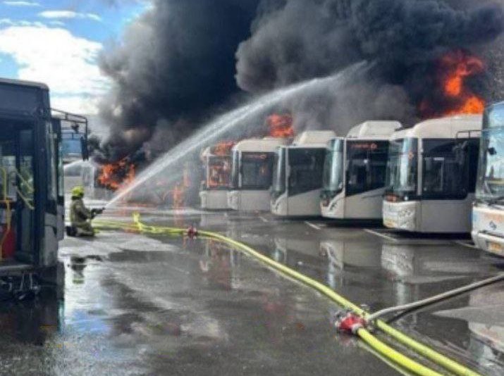 Автобусная станция в Тель-Авиве превратилась в пепел